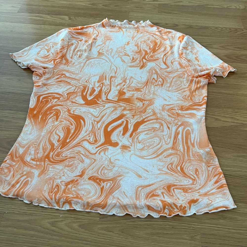 Marbled SHEIN top, sz 2x fits more like L-XL